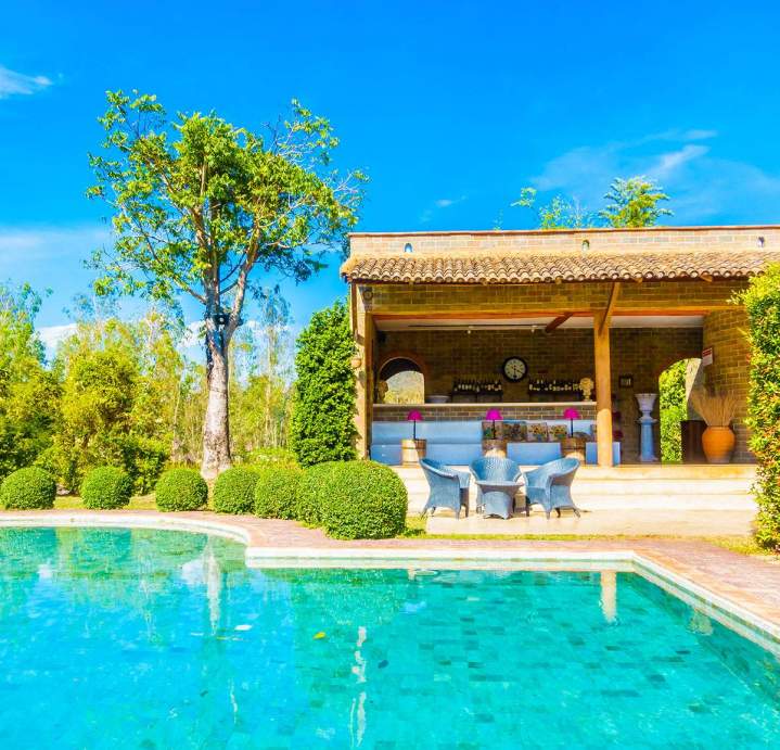 Construction rapide de pool house Clermont-Ferrand
